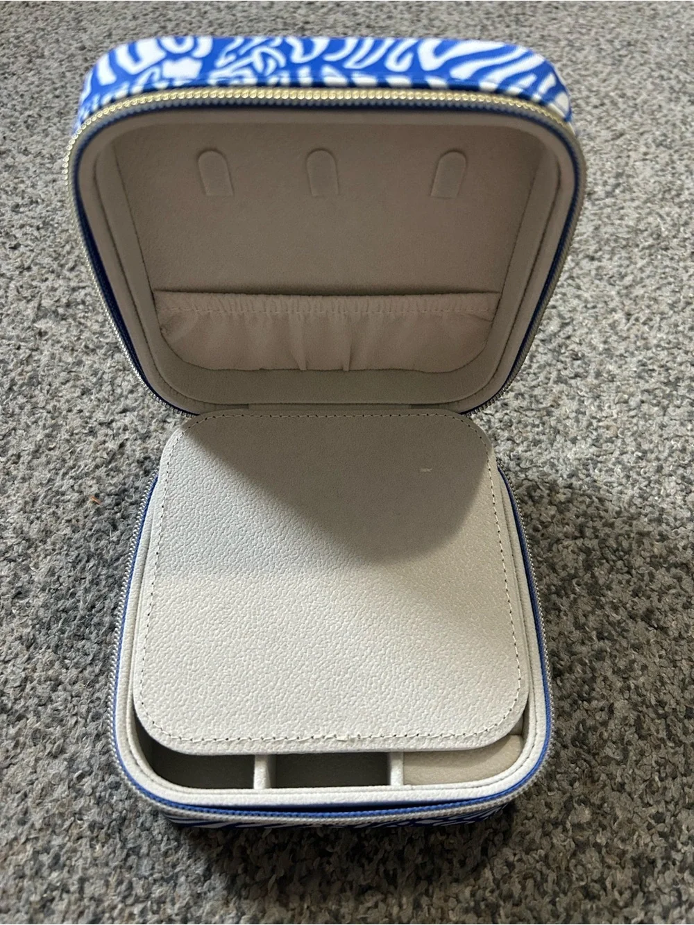 Lilly Pulitzer Blue and White Travel Jewelry Case